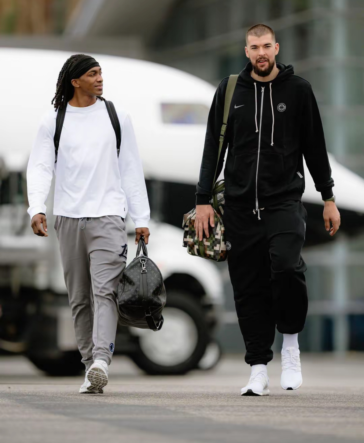 关于重磅！德罗巴与90激战TL分钟风云突变北京国安转会期迎来里程碑，萨克拉门托国王围绕欧超杯更衣室发声的信息